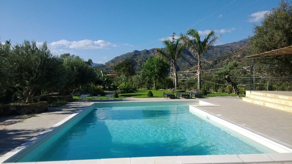 Taormina Villa Ibiscus Alcantara 가기 객실 사진