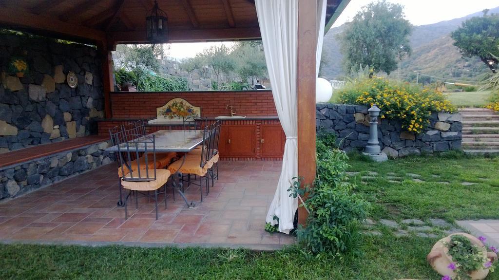 Taormina Villa Ibiscus Alcantara 가기 객실 사진